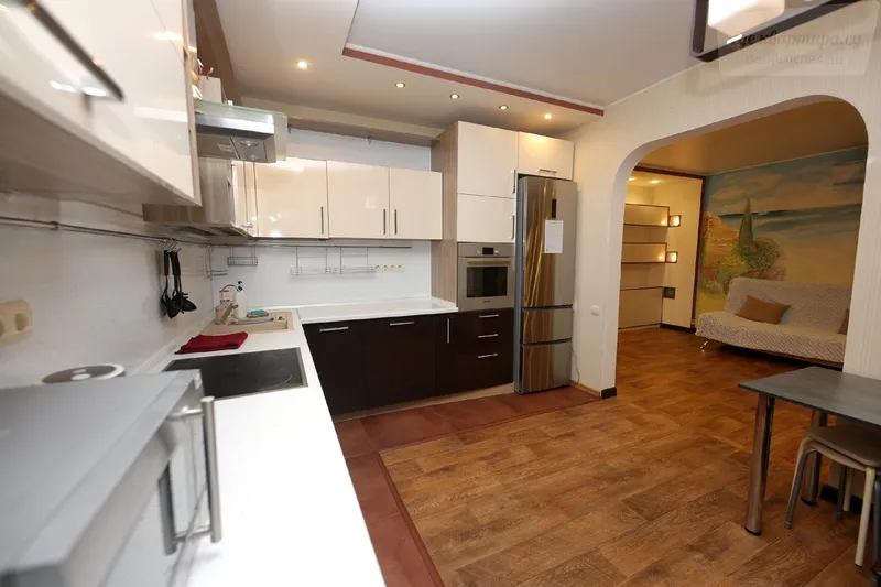 Комсомольская улица, 75