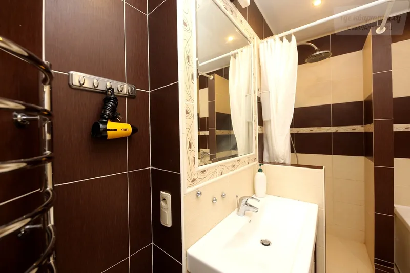 Комсомольская улица, 75