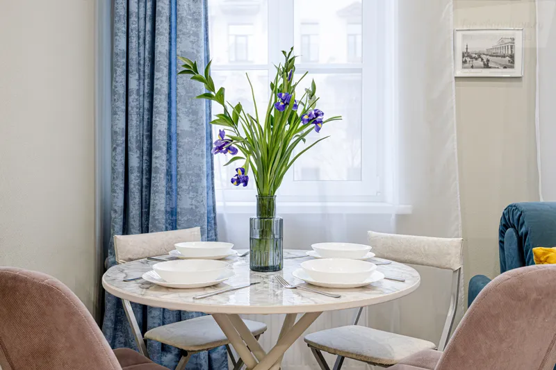 10-я линия Васильевского острова, 5/37