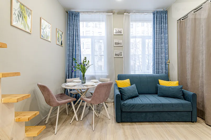 10-я линия Васильевского острова, 5/37