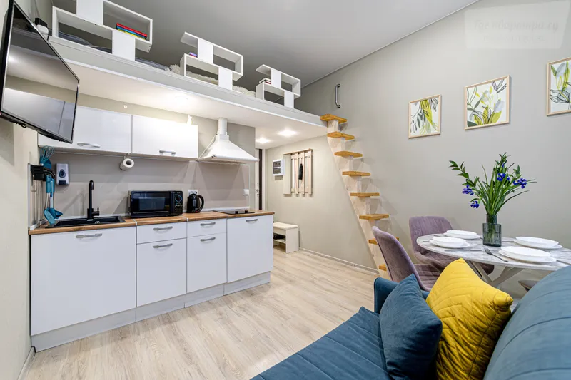 10-я линия Васильевского острова, 5/37