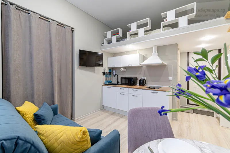 10-я линия Васильевского острова, 5/37