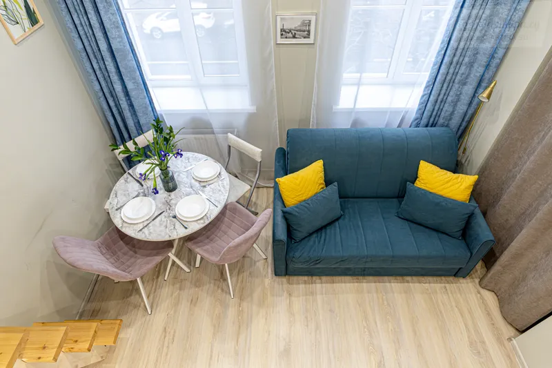 10-я линия Васильевского острова, 5/37