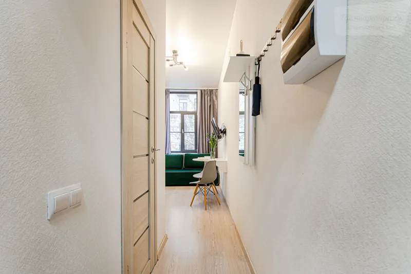 10-я линия Васильевского острова, 5/37