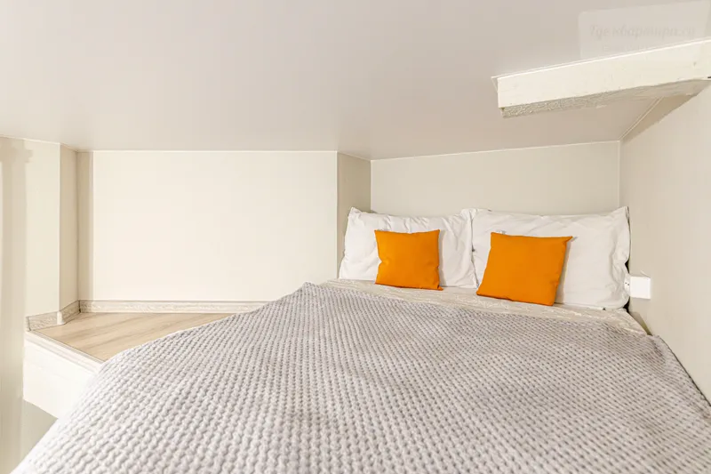 10-я линия Васильевского острова, 5/37