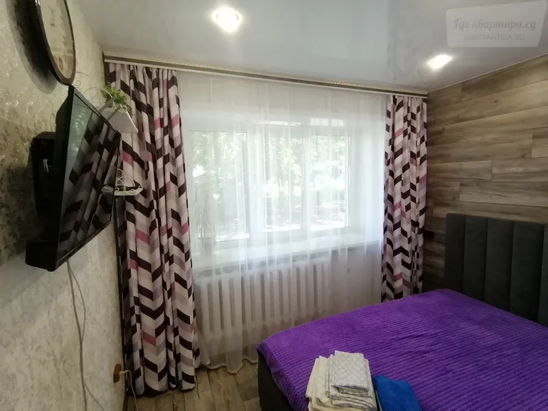 улица Георгия Исакова, 130