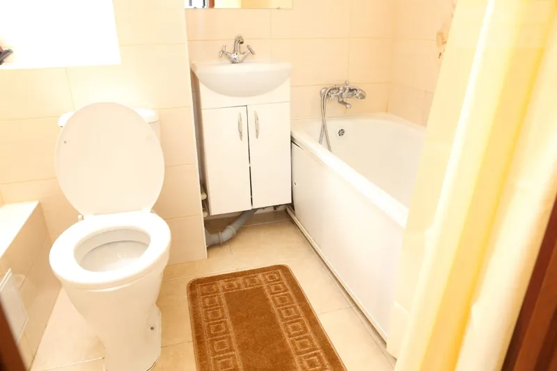 улица Космонавтов, 36