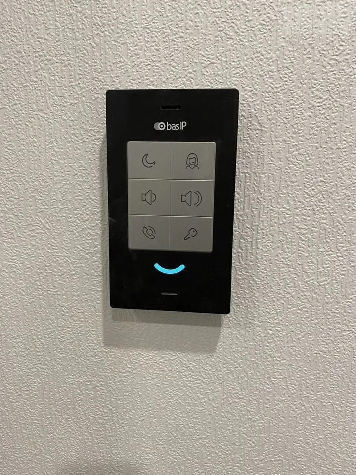 Новгородская улица, 3