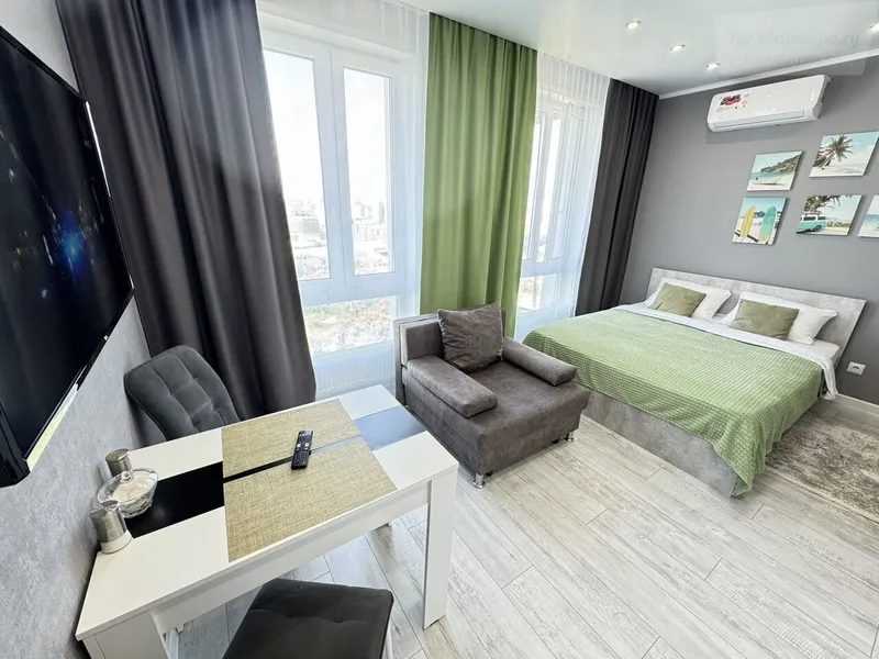 Новгородская улица, 3