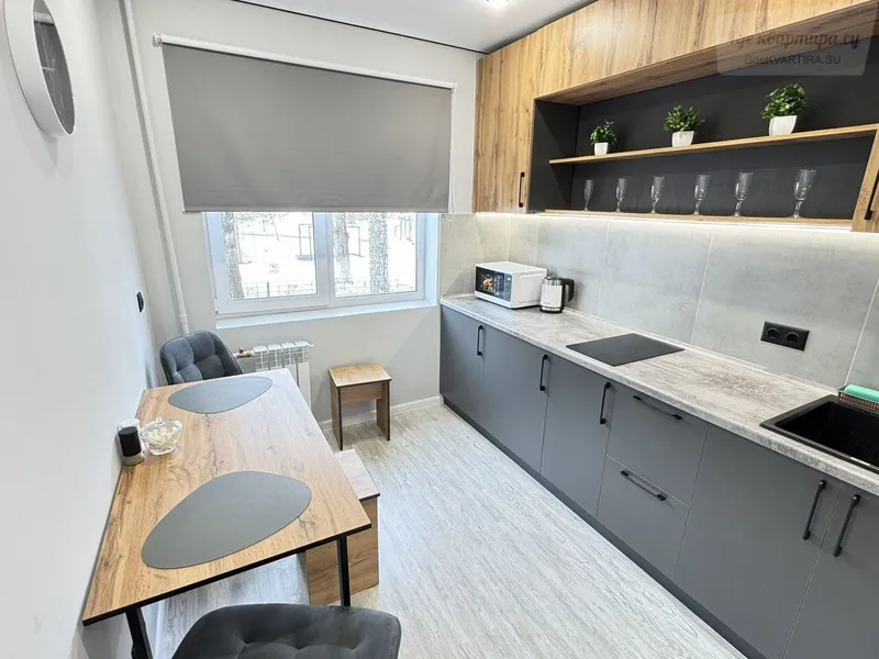 улица Пермякова, 27