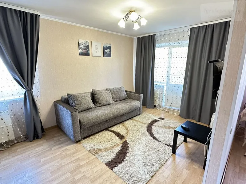 улица Республики, 180