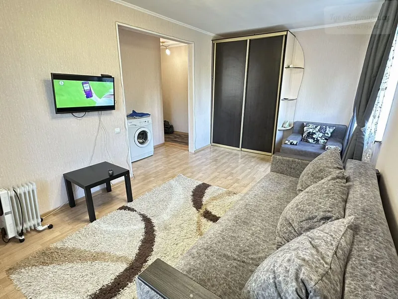 улица Республики, 180