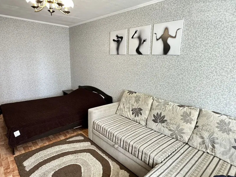 Таврическая улица, 6