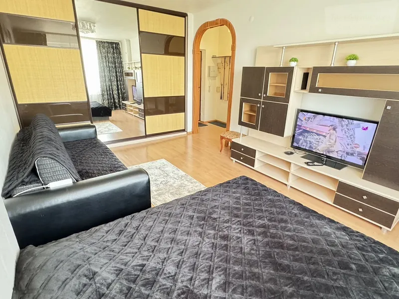 Харьковская улица, 27