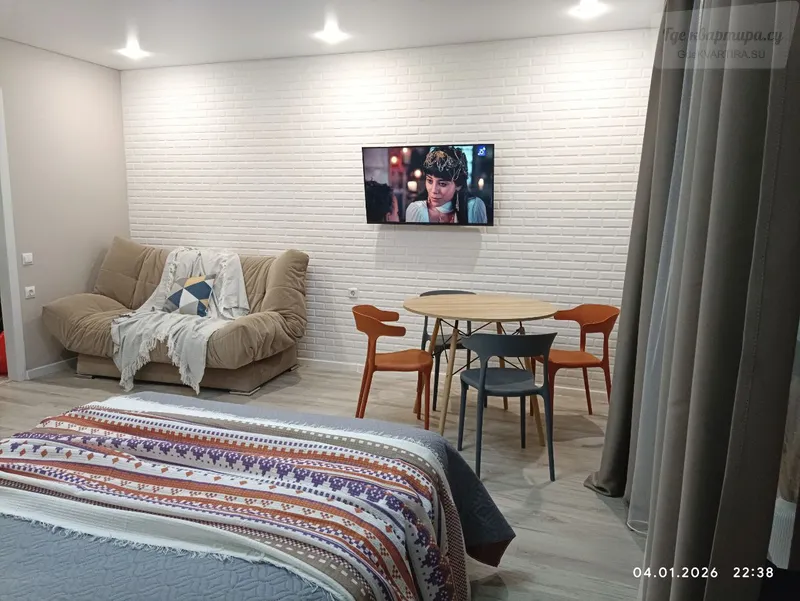 Апрельская улица, 19