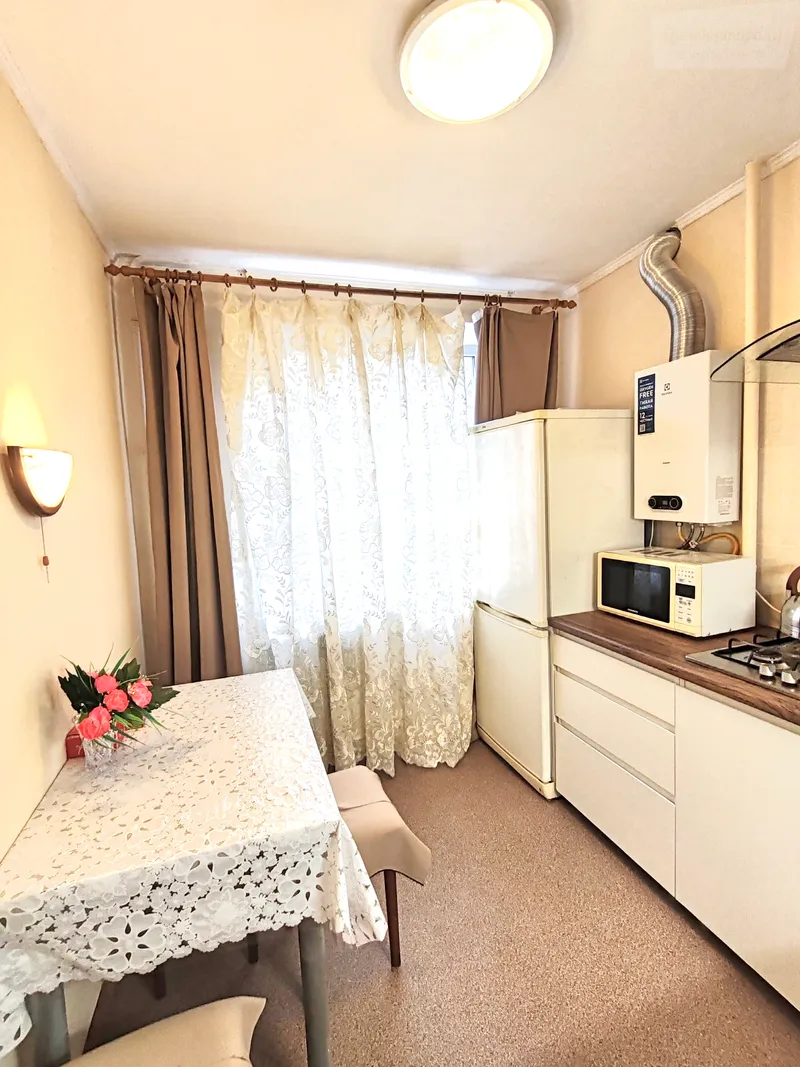 Первомайская улица, 36