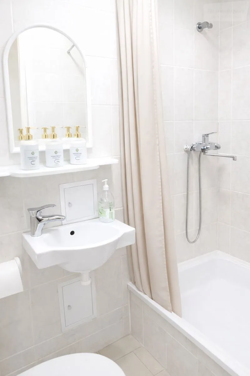 Ново-Садовая улица, 273