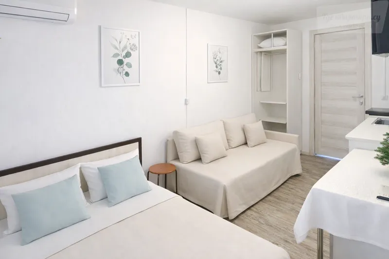 Ново-Садовая улица, 273