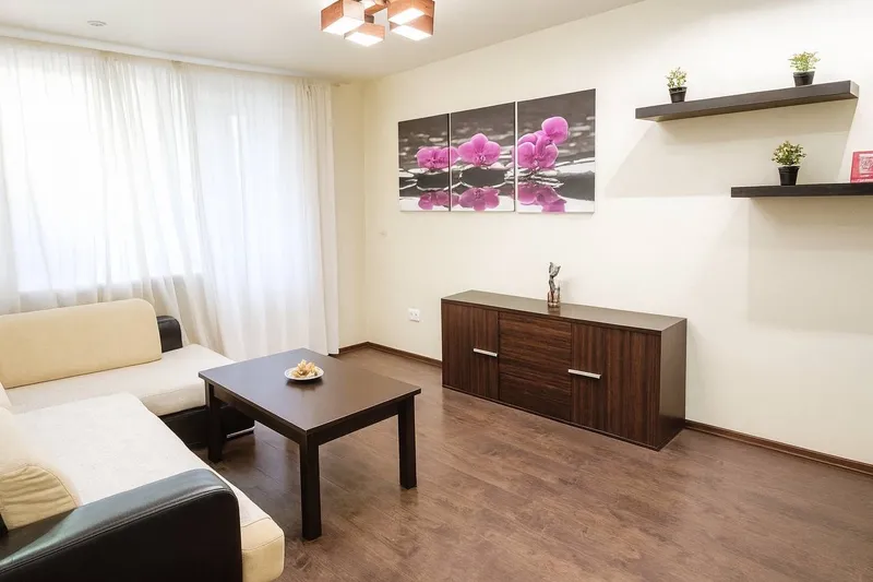 Уссурийская улица, 2