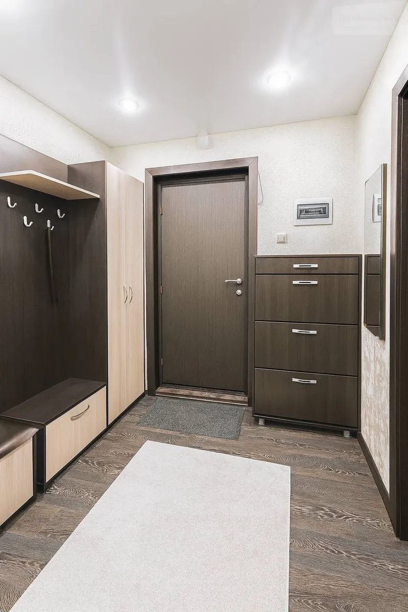 Уссурийская улица, 2