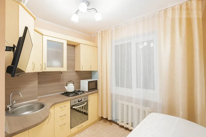 улица Волгина, 140