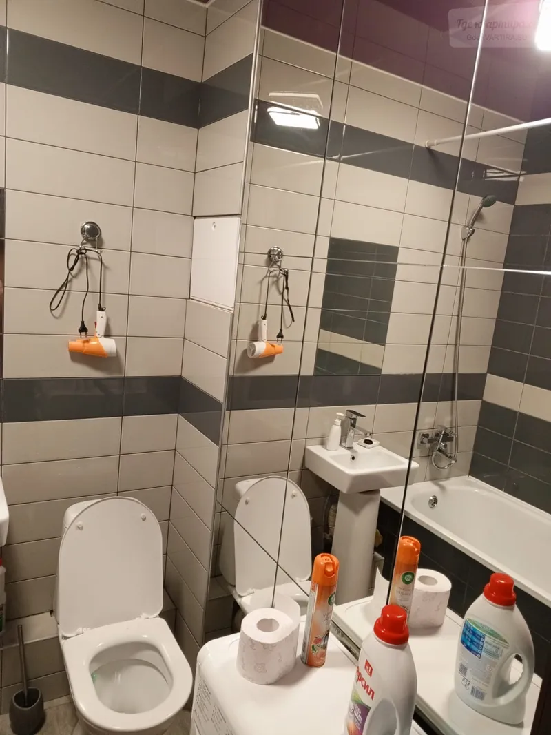 Колмовская набережная, 83