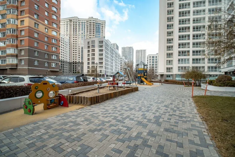 улица Немировича-Данченко, 144/3