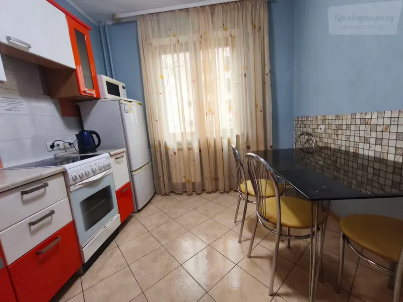 улица 78-й Добровольческой Бригады, 4