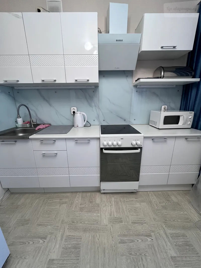 улица Строителя Николая Шишкина, 3/1