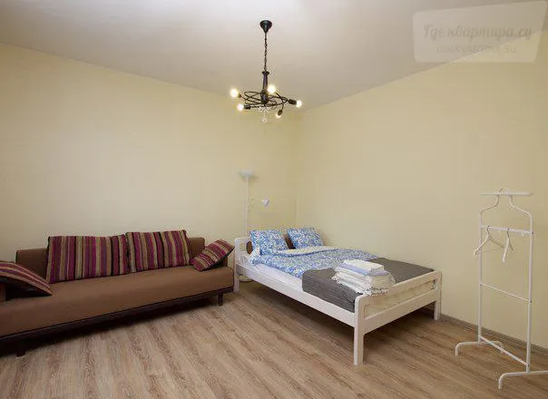 Михайлова улица, 42