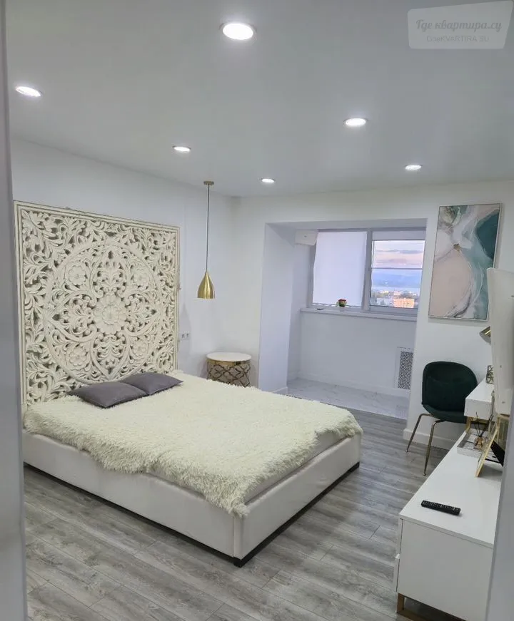 Фото квартиры: улица Знамёнщикова, 10