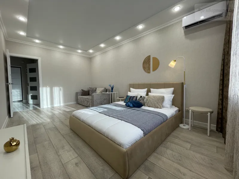 Проточная улица, 6