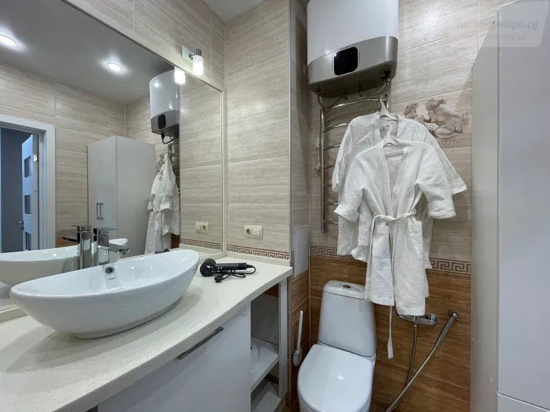 Проточная улица, 6