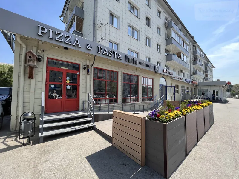 улица Декабристов, 100