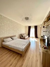 улица Александра Покрышкина, 4/4