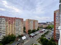 Казбекская улица, 1