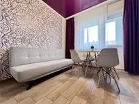 Казбекская улица, 1