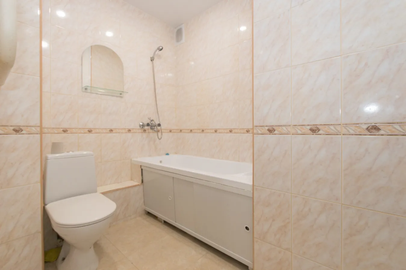 улица Бориса Богаткова, 228