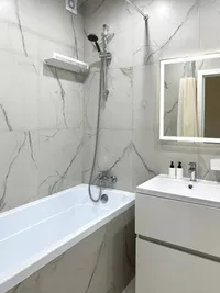 улица Ясный Берег, 33