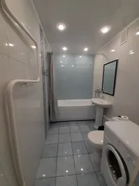 улица Алексеева, 27