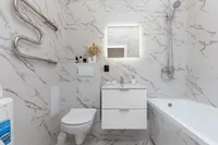 улица Ясный Берег, 3