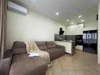 улица Ясный Берег, 1/1