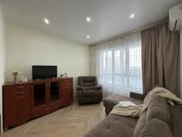 улица Ясный Берег, 1/1